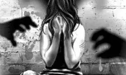 लापता हुई नाबालिग से रेप- जंगल में पड़ी मिली बेहोश