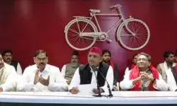 यूपी में चली भाजपा के विपरीत हवा- BJP RLD नेता हुए साईकिल पर सवार यूपी में चली भाजपा के विपरीत हवा- BJP RLD नेता हुए साईकिल पर सवार