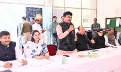 PM आवास योजना के लाभार्थियों को मंत्री कपिल ने सौंपे आवंटन पत्र PM आवास योजना के लाभार्थियों को मंत्री कपिल ने सौंपे आवंटन पत्र