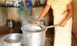 होली से पहले CM का रसाईयों को तोहफा- ड्रेस के लिए खाते मे भेज रही पैसे