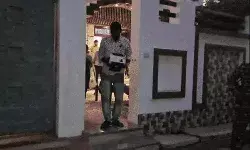 गायत्री की महिला मित्र निकली नोट क्वीन- दीवारों में मिले नोटों के बंडल