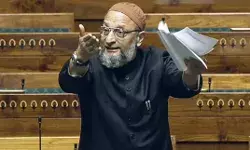 असदुद्दीन ओवैसी CAA के खिलाफ पहुंचे सुप्रीम कोर्ट की चौखट पर असदुद्दीन ओवैसी CAA के खिलाफ पहुंचे सुप्रीम कोर्ट की चौखट पर