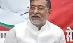 बोले राम गोविंद- चुनावी बांड के नाम पर अकूत वसूली में लिप्त है मोदी सरकार बोले राम गोविंद- चुनावी बांड के नाम पर अकूत वसूली में लिप्त है मोदी सरकार