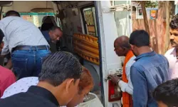 गोला बनाते समय हुए ब्लास्ट से उड़े युवक के चीथड़े- एक किशोर गंभीर गोला बनाते समय हुए ब्लास्ट से उड़े युवक के चीथड़े- एक किशोर गंभीर