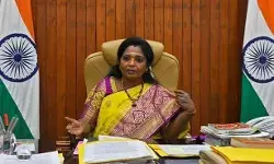 तेलंगाना की गवर्नर ने दिया इस्तीफा-उपराज्यपाल का भी छोड़ा पद तेलंगाना की गवर्नर ने दिया इस्तीफा-उपराज्यपाल का भी छोड़ा पद