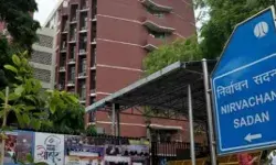 चुनाव आयोग का एक्शन- CM के भाई SP व सांसद के SSP भाई को हटाया चुनाव आयोग का एक्शन- CM के भाई SP व सांसद के SSP भाई को हटाया