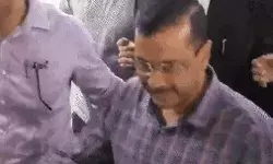 केजरीवाल को हाईकोर्ट से नहीं मिली राहत-गिरफ्तारी पर रोक से इनकार केजरीवाल को हाईकोर्ट से नहीं मिली राहत-गिरफ्तारी पर रोक से इनकार
