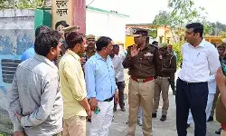 DM-SSP ने वल्नरेबल पॉलिंग बूथों का निरीक्षण कर की समीक्षा DM-SSP ने वल्नरेबल पॉलिंग बूथों का निरीक्षण कर की समीक्षा