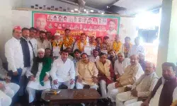 सम्मेलन में इंडिया गठबंधन प्रत्याशी के लिए लामबंद हुए कार्यकर्ता