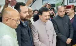 इस्तीफा देने वाले निर्दलीय विधायक बीच में लटके- नहीं स्वीकार हुआ... इस्तीफा देने वाले निर्दलीय विधायक बीच में लटके- नहीं स्वीकार हुआ...