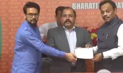 पूर्व एयरचीफ भी हुए भगवाई- थामा बीजेपी का हाथ पूर्व एयरचीफ भी हुए भगवाई- थामा बीजेपी का हाथ