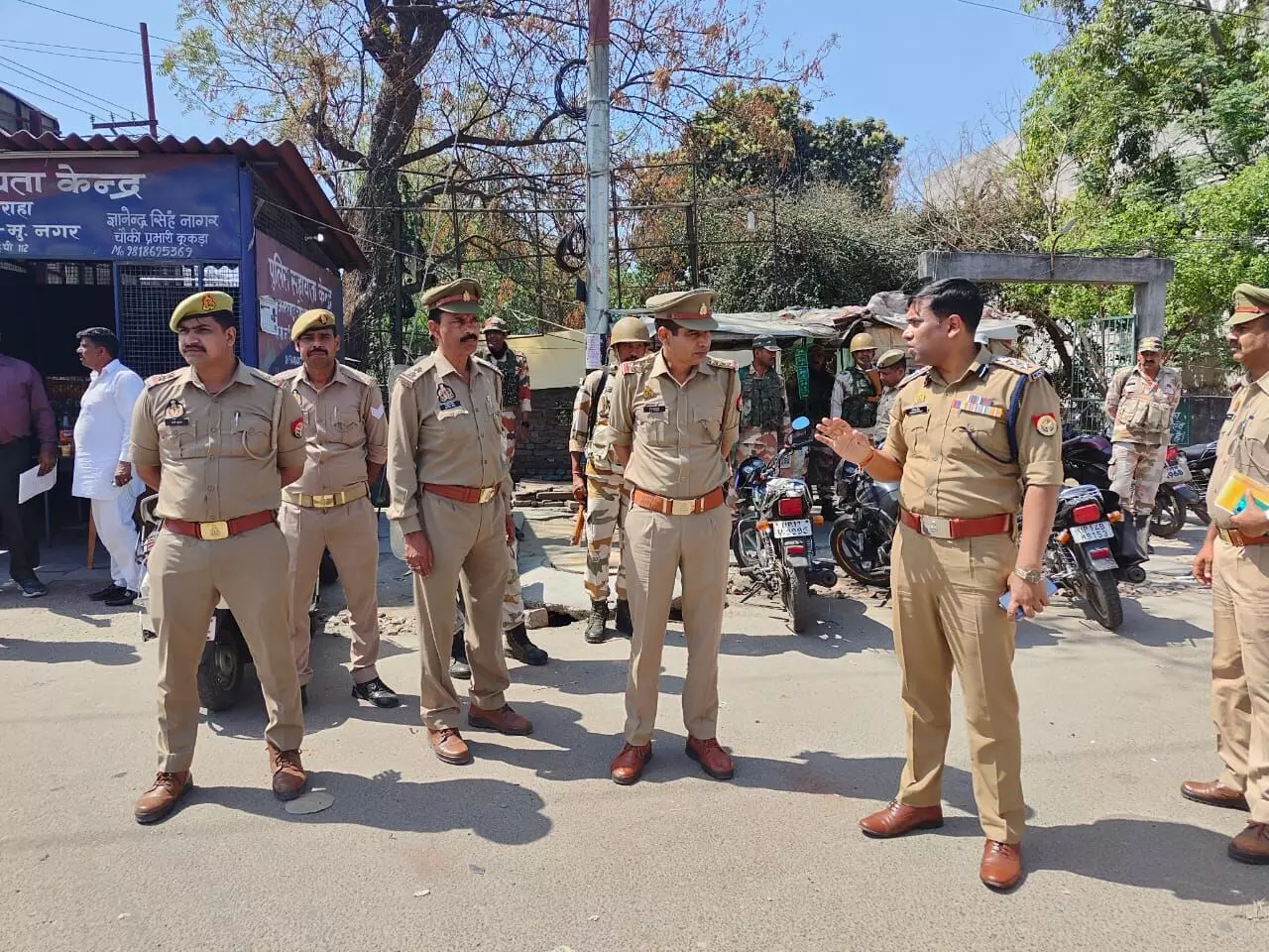 SSP बोले- ऐसा न करें कोई काम, जिससे किसी की धार्मिक भावना हो आहत SSP बोले- ऐसा न करें कोई काम, जिससे किसी की धार्मिक भावना हो आहत
