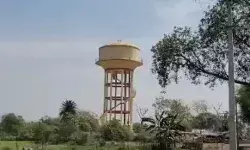 सहेलियों की करतूत से आहत छात्रा ने टंकी से कूदकर किया सुसाइड सहेलियों की करतूत से आहत छात्रा ने टंकी से कूदकर किया सुसाइड