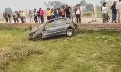 बेकाबू होकर पलटी तेज रफ्तार कार- पिता एवं दो बेटों के साथ साले की मौत