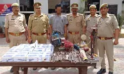 खंडहर बनी सरकारी बिल्डिंग में चलता मिला अवैध शस्त्र कारखाना- एक अरेस्ट खंडहर बनी सरकारी बिल्डिंग में चलता मिला अवैध शस्त्र कारखाना- एक अरेस्ट