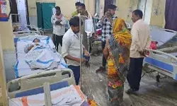 पैसों के विवाद में मां और उसकी दो बेटियों पर चाकू से हमला- हॉस्पिटल... पैसों के विवाद में मां और उसकी दो बेटियों पर चाकू से हमला- हॉस्पिटल...