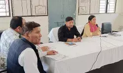 बोली SDM- हर एक घर तक BLO पहुंचाएं मतदाताओं की पर्चियां बोली SDM- हर एक घर तक BLO पहुंचाएं मतदाताओं की पर्चियां