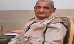 लोकसभा का चुनाव गठबंधन से मिलकर लडेंगे- उज्जवल रमण सिंह लोकसभा का चुनाव गठबंधन से मिलकर लडेंगे- उज्जवल रमण सिंह