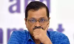 ईडी ने केजरीवाल को अदालत में किया पेश- सीबीआई ने... ईडी ने केजरीवाल को अदालत में किया पेश- सीबीआई ने...