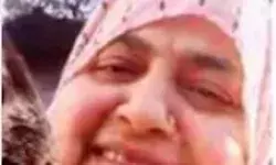 अतीक की पत्नी शाइस्ता के बाद अब बहन और अशरफ की पत्नी पर भी ईनाम अतीक की पत्नी शाइस्ता के बाद अब बहन और अशरफ की पत्नी पर भी ईनाम