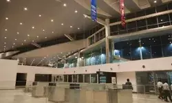 लापरवाही पर गिरी गाज-एयरपोर्ट पर तैनात कस्टम अधिकारी हटाए