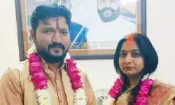 स्वामी प्रसाद मौर्य एवं बेटी के खिलाफ गिरफ्तारी वारंट जारी स्वामी प्रसाद मौर्य एवं बेटी के खिलाफ गिरफ्तारी वारंट जारी