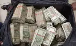 लोकसभा चुनाव 2024- कोलकाता जा रही बस से मिला नोटों का जखीरा