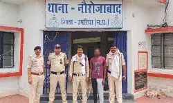 कुल्हाड़ी से काटकर चाची का मर्डर करके फरार भतीजा 24 घंटे में गिरफ्तार कुल्हाड़ी से काटकर चाची का मर्डर करके फरार भतीजा 24 घंटे में गिरफ्तार