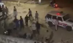 यूनिवर्सिटी में नमाज के बाद बवाल- 7 अफगानी छात्रों को हॉस्टल छोड़ने... यूनिवर्सिटी में नमाज के बाद बवाल- 7 अफगानी छात्रों को हॉस्टल छोड़ने...