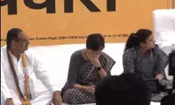 केजरीवाल की गिरफ्तारी- जंतर मंतर पर जुटे मंत्रियों AAP नेताओं का उपवास केजरीवाल की गिरफ्तारी- जंतर मंतर पर जुटे मंत्रियों AAP नेताओं का उपवास