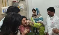 व्हीलचेयर पर प्रचार कर रही सपा प्रत्याशी को पड़ा दिल का दौरा