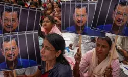 जेल का जवाब वोट से- AAP का चुनावी कैंपेन लॉन्च- जारी किए पोस्टर