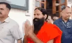 पतंजलि के विज्ञापन मामले में फंसे रामदेव बालकृष्ण- माफीनामा खारिज पतंजलि के विज्ञापन मामले में फंसे रामदेव बालकृष्ण- माफीनामा खारिज