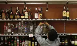 पियक्कड़ों के लिए बड़ी खबर-कर ले इकट्ठा कोटा -इस दिन ठेके रहेंगे.. पियक्कड़ों के लिए बड़ी खबर-कर ले इकट्ठा कोटा -इस दिन ठेके रहेंगे..