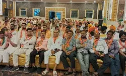 व्यापारी सम्मेलन में भाजपा प्रत्याशी को जीत दिलाने का आह्वान व्यापारी सम्मेलन में भाजपा प्रत्याशी को जीत दिलाने का आह्वान