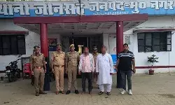 दो मंजिला मकान गिरने का मामला- मकान मालिक व ठेकेदार गिरफ्तार