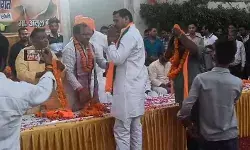 16 मुकदमों से सुसज्जित सभासद ने थामा भाजपा का दामन 16 मुकदमों से सुसज्जित सभासद ने थामा भाजपा का दामन