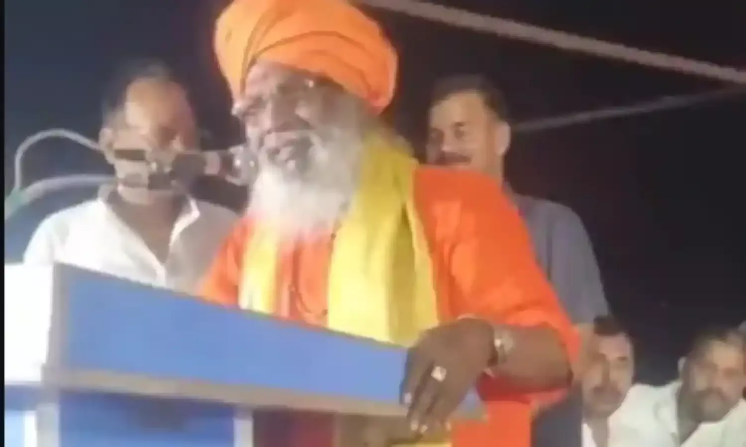 बोले बीजेपी सांसद- अब देश में नहीं चलेंगे चार बीवियां और 40 बच्चे