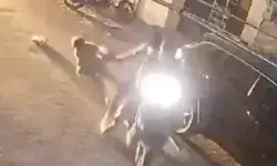 स्कूटी सवारों ने छीना पर्स- छीना झपटी में महिला हुई जख्मी स्कूटी सवारों ने छीना पर्स- छीना झपटी में महिला हुई जख्मी