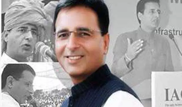 कांग्रेस ने मोदी सरकार पर बदले की राजनीति का लगाया आरोप कांग्रेस ने मोदी सरकार पर बदले की राजनीति का लगाया आरोप