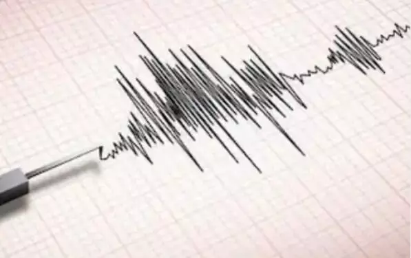 अब यहां लगे भूकंप के झटके- दहशत में लोग निकले घरों से बाहर