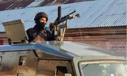 एनकाउंटर में दो आतंकवादी ढेर- दो जवान भी हुए घायल एनकाउंटर में दो आतंकवादी ढेर- दो जवान भी हुए घायल