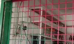 शराब के शौकिनों की जेब पर डाका- बनाया जा रहा ओवर रेटिंग का शिकार शराब के शौकिनों की जेब पर डाका- बनाया जा रहा ओवर रेटिंग का शिकार