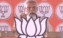 HC ने खारिज की पीएम पर चुनावी बैन की याचिका - बोला कोर्ट चुनाव.... HC ने खारिज की पीएम पर चुनावी बैन की याचिका - बोला कोर्ट चुनाव....