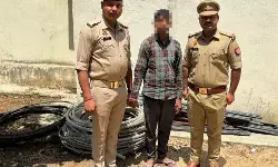 डकैती के माल के साथ एक लुटेरा गिरफ्तार- बिजली घर पर हुई थी लूट