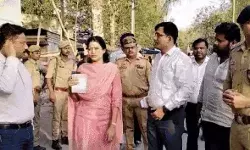 हुआ क्लियर- राहुल गांधी यूपी से लड़ेंगे चुनाव- अमेठी से किशोरी लाल.... हुआ क्लियर- राहुल गांधी यूपी से लड़ेंगे चुनाव- अमेठी से किशोरी लाल....