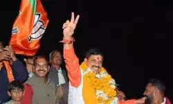 यादव का भोपाल में रोड शो- शर्मा के समर्थन में वोट की अपील