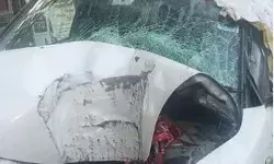 एलआईसी मंडी के पास पेड़ से टकराई कार- दो लोगों की दर्दनाक मौत एलआईसी मंडी के पास पेड़ से टकराई कार- दो लोगों की दर्दनाक मौत