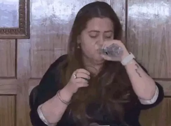 गंभीर आरोप लगाकर कांग्रेस छोड़कर गई राधिका को मानहानि का नोटिस