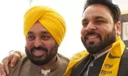 बसपा को झटका- प्रत्याशी ने हाथी से उतरकर थामी झाड़ू- AAP में... बसपा को झटका- प्रत्याशी ने हाथी से उतरकर थामी झाड़ू- AAP में...